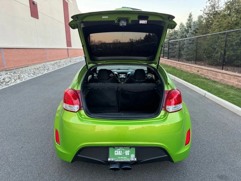 2012 Hyundai Veloster - Image 9 of 12