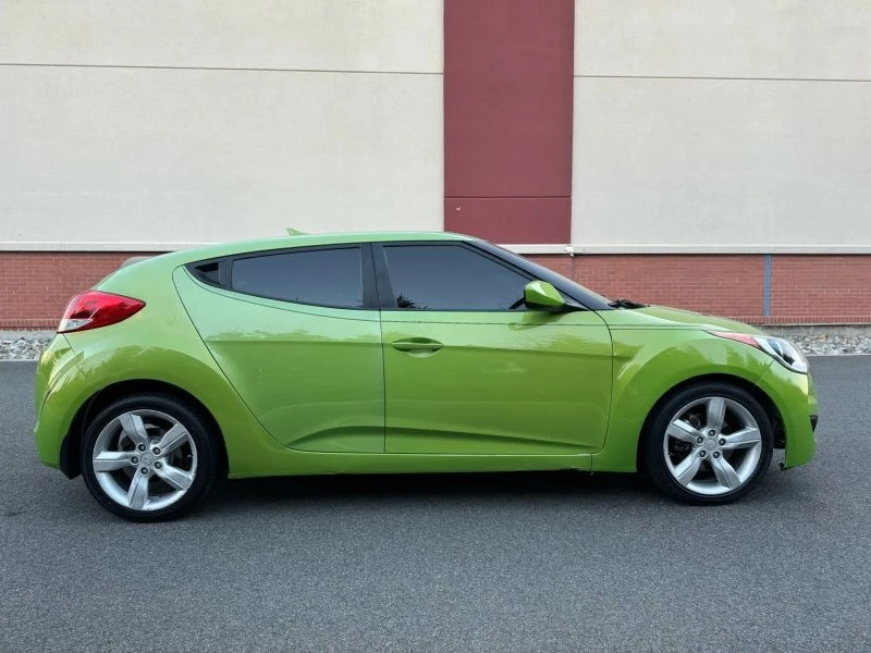 2012 Hyundai Veloster - Image 4 of 12