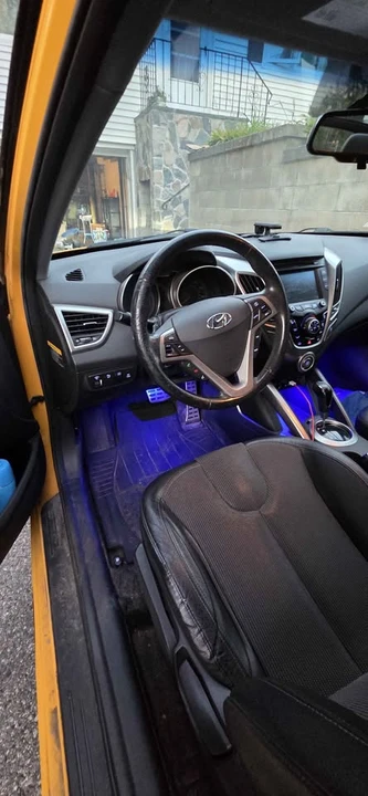 2012 Hyundai Veloster - Image 10 of 10