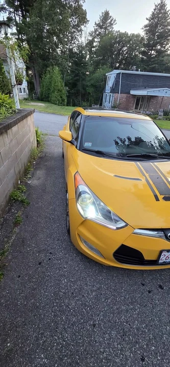 2012 Hyundai Veloster - Image 6 of 10
