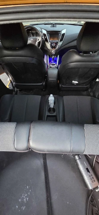 2012 Hyundai Veloster - Image 8 of 10