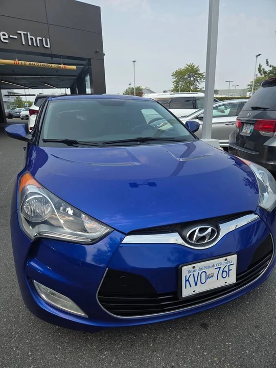 2012 Hyundai Veloster - Image 4 of 11