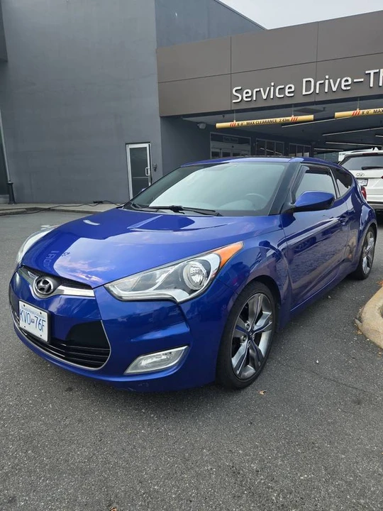 2012 Hyundai Veloster - Image 5 of 11