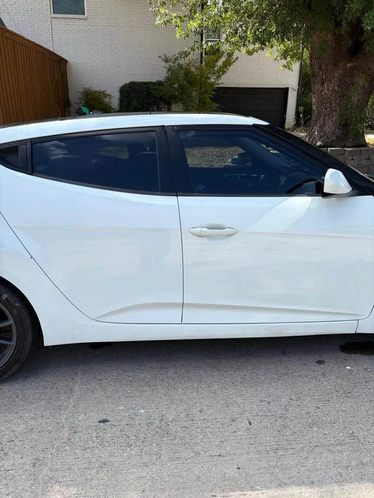 2012 Hyundai Veloster - Image 3 of 13