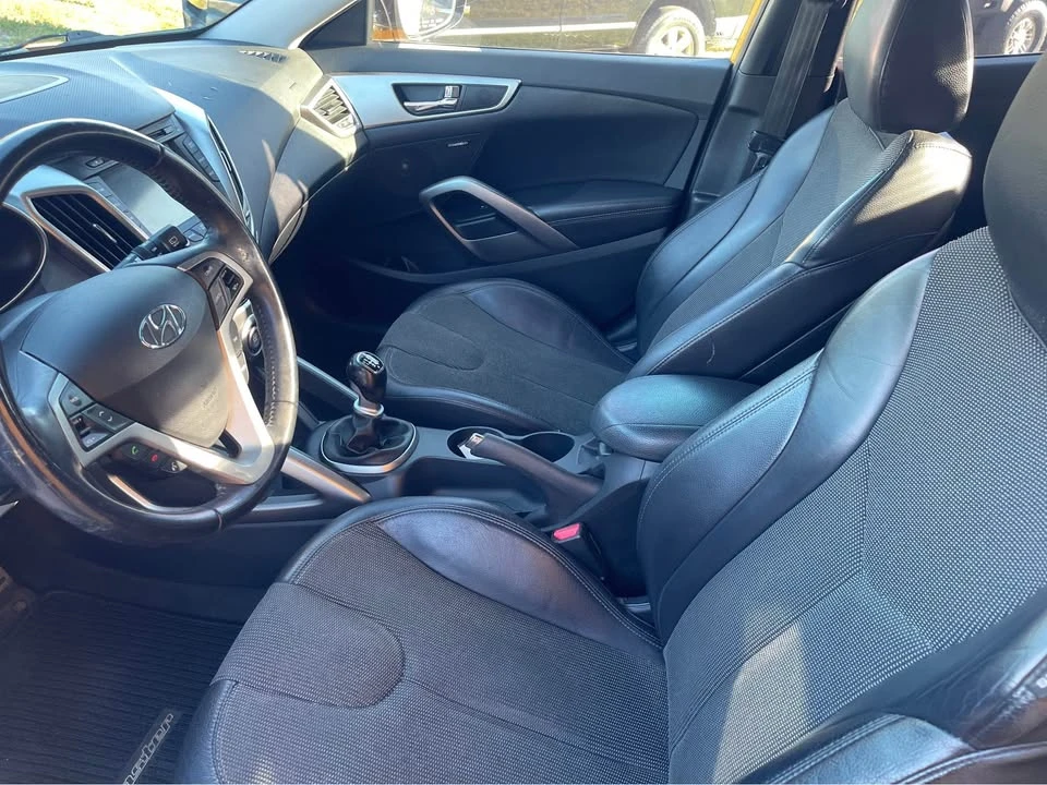 2012 Hyundai Veloster - Image 7 of 12