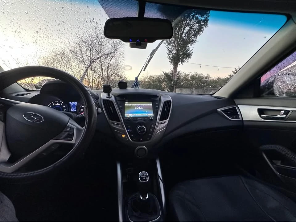 2012 Hyundai Veloster - Image 8 of 10