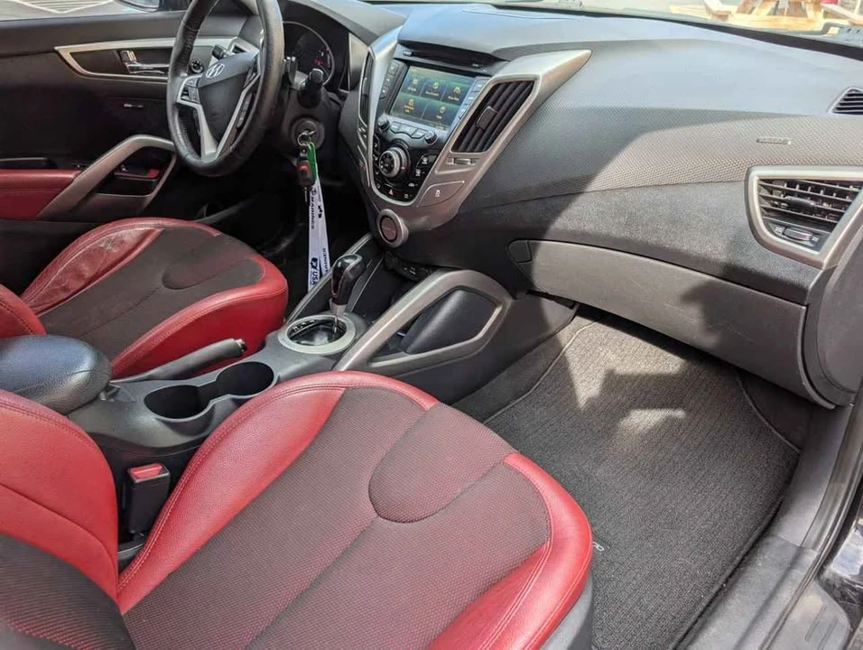 2012 Hyundai Veloster - Image 6 of 8