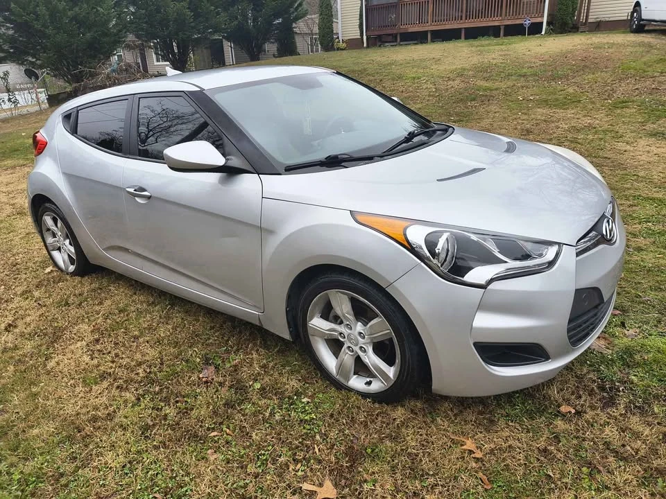 2012 Hyundai Veloster - Image 12 of 12