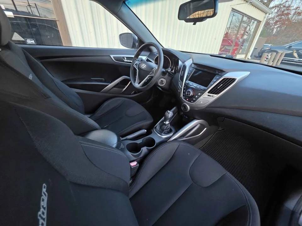 2012 Hyundai Veloster - Image 12 of 20