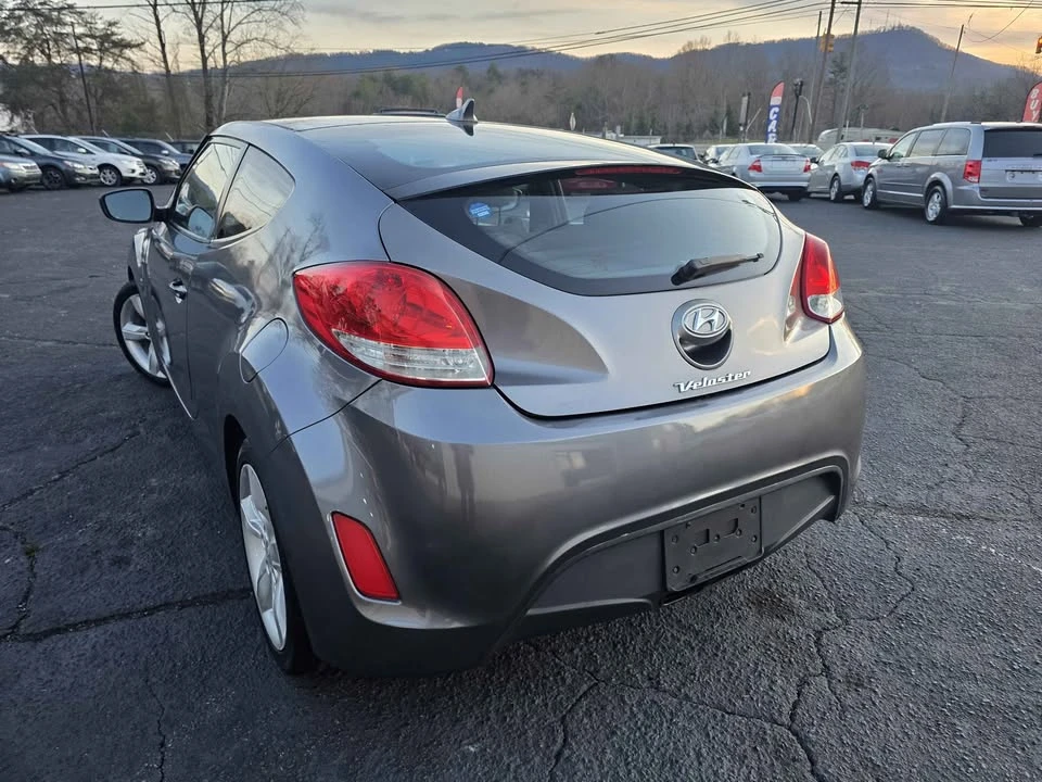 2012 Hyundai Veloster - Image 6 of 20