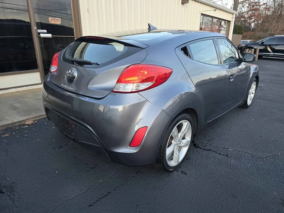 2012 Hyundai Veloster - Image 15 of 20