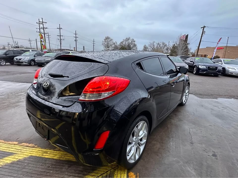 2012 Hyundai Veloster - Image 15 of 19