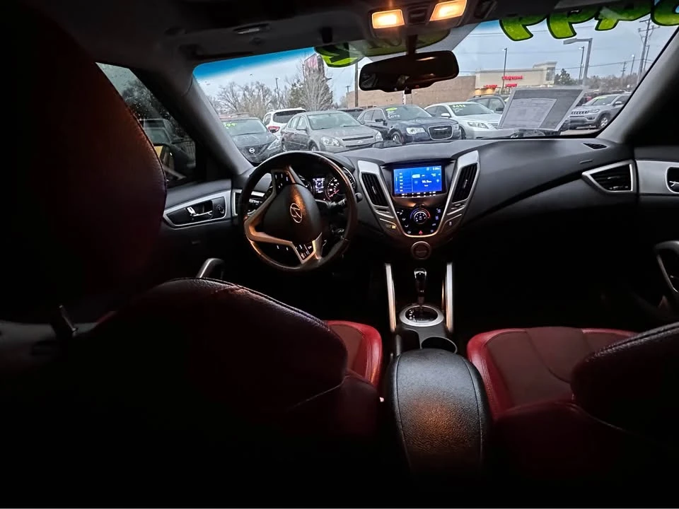 2012 Hyundai Veloster - Image 12 of 19