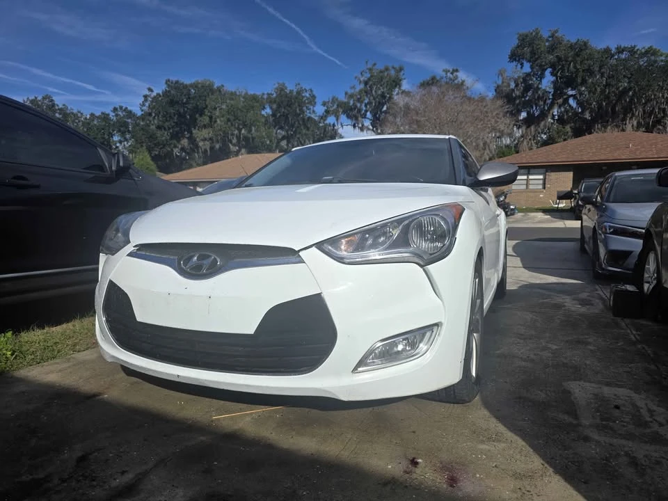 2012 Hyundai Veloster - Image 3 of 11