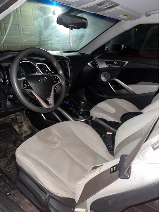 2012 Hyundai Veloster - Image 3 of 7