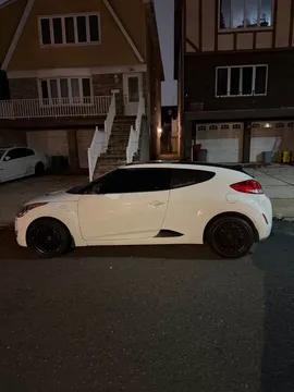 2012 Hyundai Veloster Coupe 3D