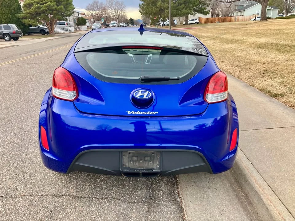 2012 Hyundai Veloster - Image 7 of 15