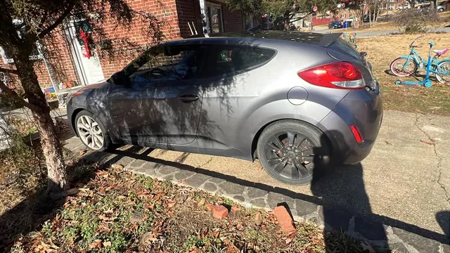 2012 Hyundai Veloster Coupe 3D