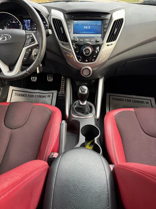 2012 Hyundai Veloster - Image 15 of 15