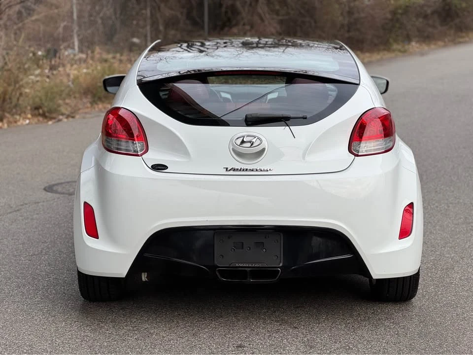 2012 Hyundai Veloster - Image 5 of 15