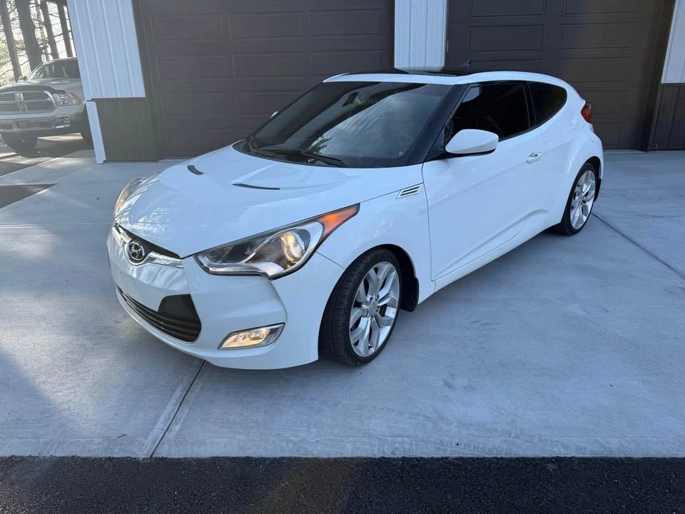 2012 Hyundai Veloster - Image 4 of 11