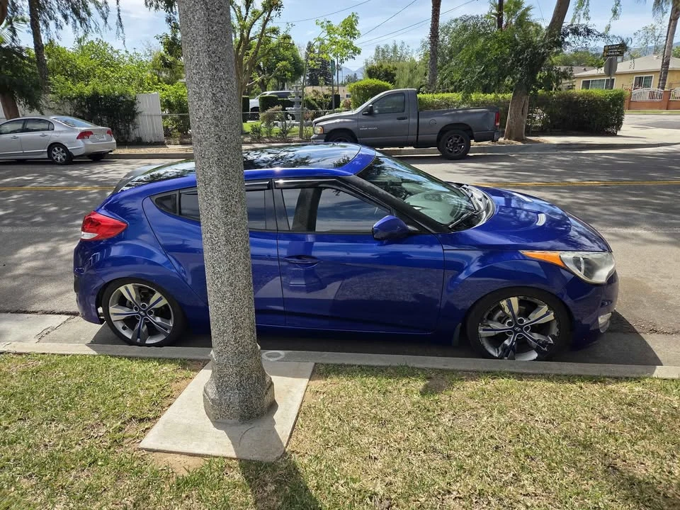2012 Hyundai Veloster - Image 3 of 6