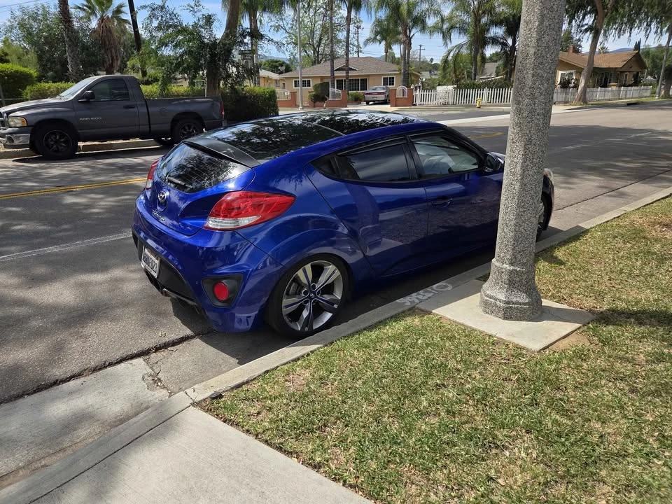2012 Hyundai Veloster - Image 4 of 6