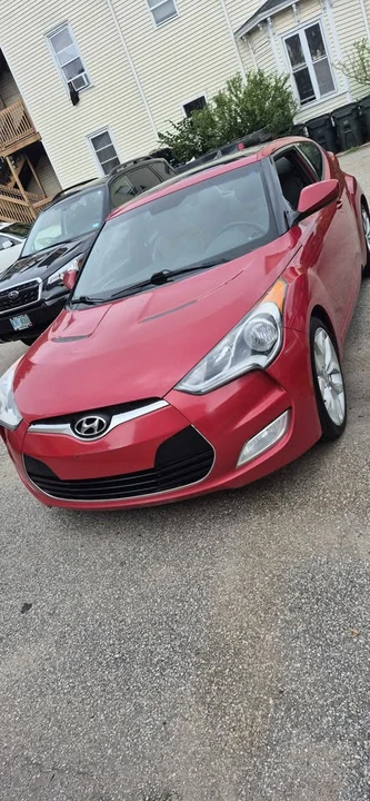 2012 Hyundai Veloster - Image 2 of 7