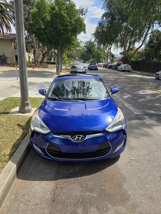 2012 Hyundai Veloster - Image 2 of 6
