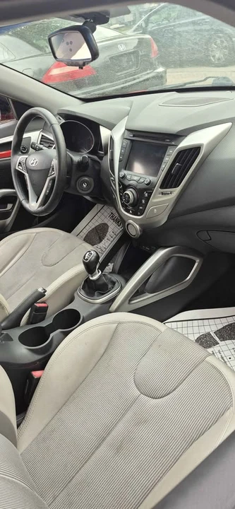 2012 Hyundai Veloster - Image 7 of 7