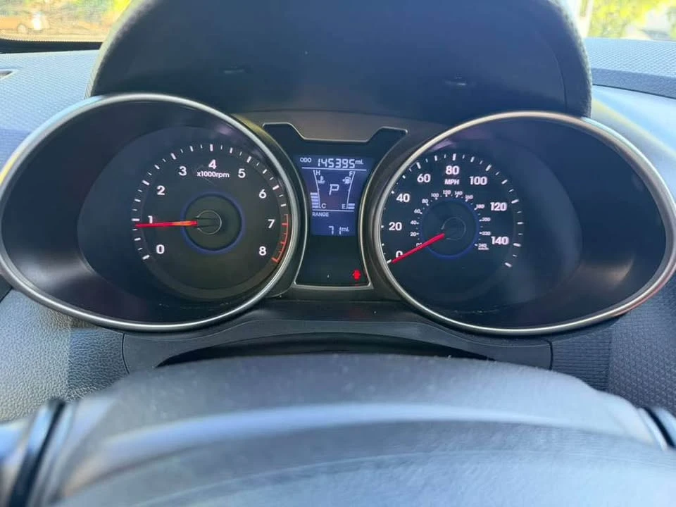 2012 Hyundai Veloster - Image 7 of 8