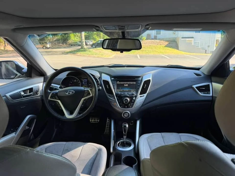 2012 Hyundai Veloster - Image 5 of 8