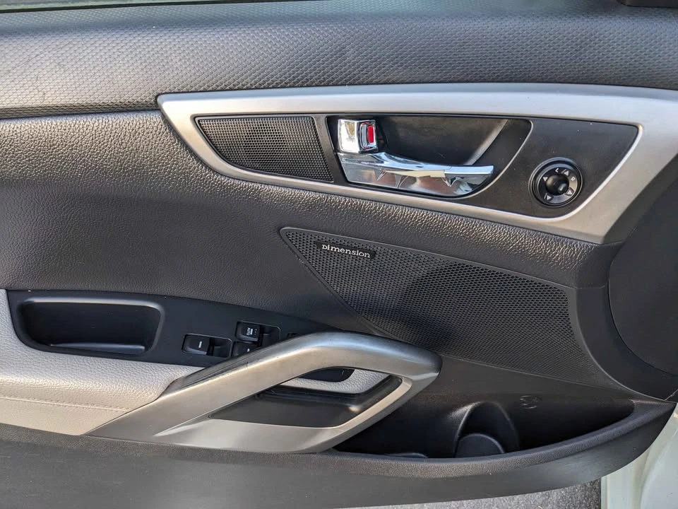 2012 Hyundai Veloster - Image 14 of 18