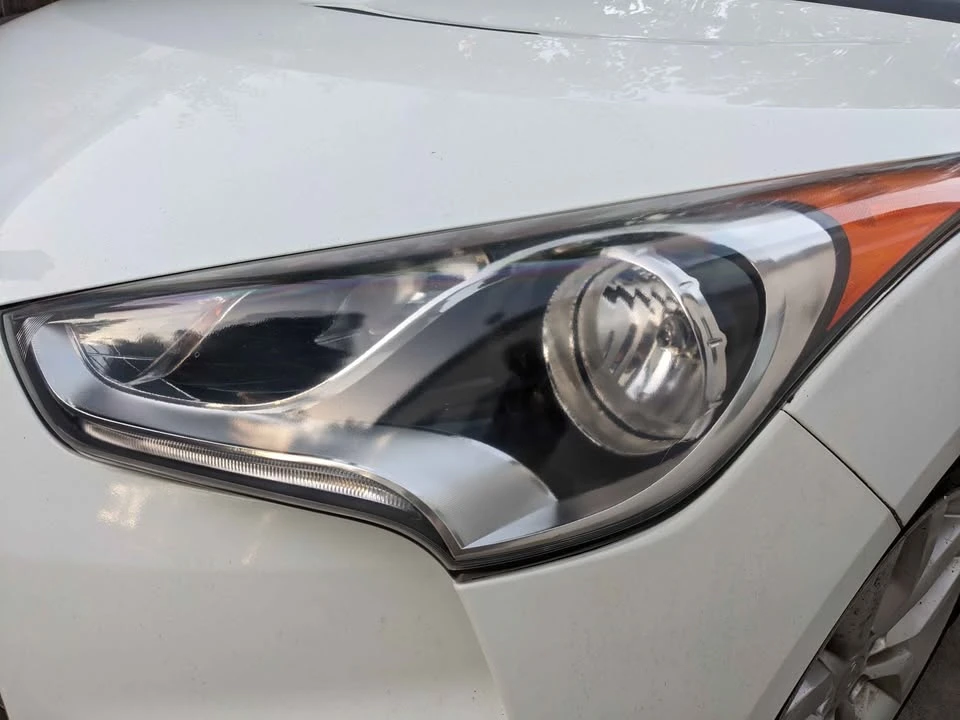 2012 Hyundai Veloster - Image 17 of 18
