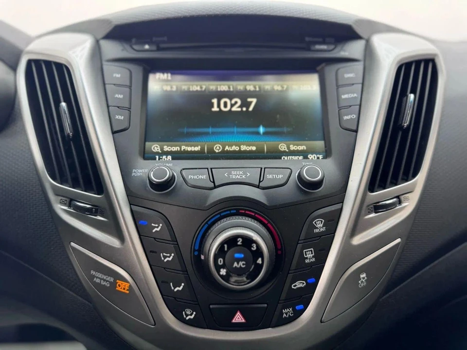 2012 Hyundai Veloster - Image 16 of 21