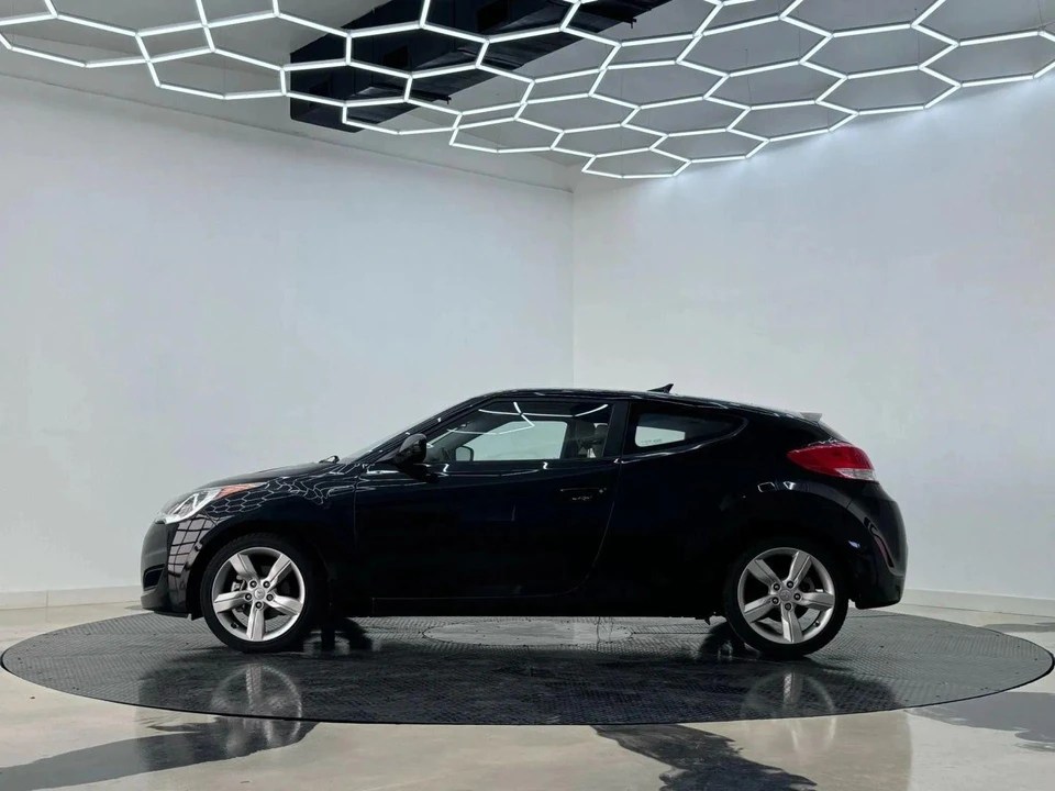 2012 Hyundai Veloster - Image 8 of 21