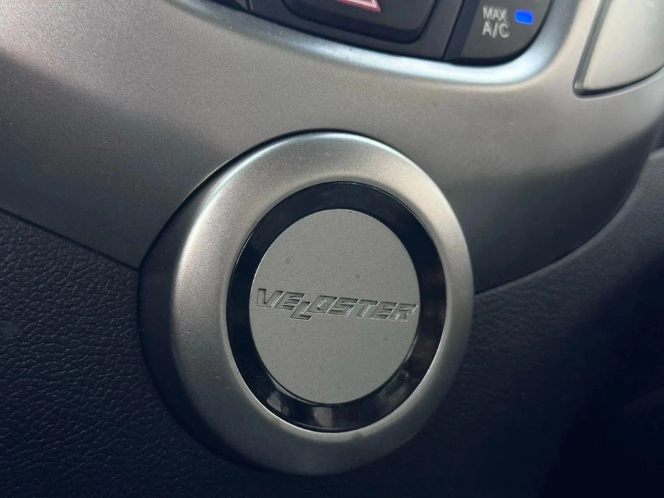 2012 Hyundai Veloster - Image 17 of 21