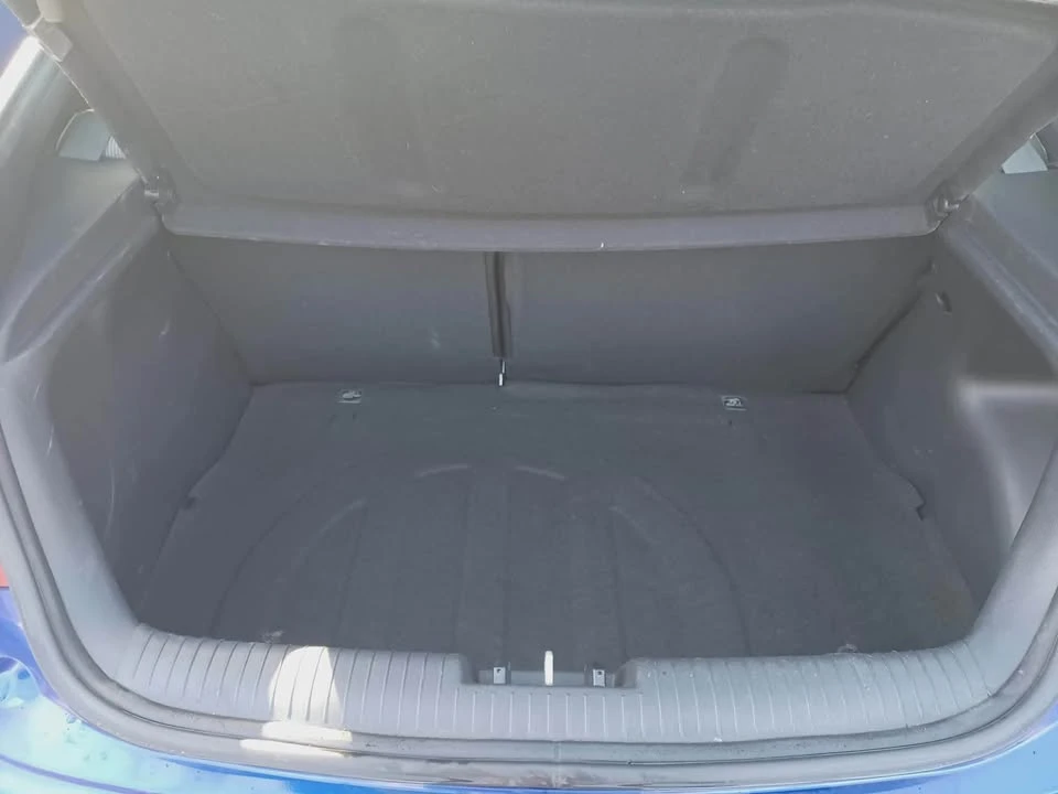 2012 Hyundai Veloster - Image 8 of 14