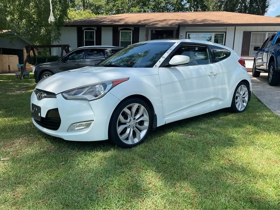 2012 Hyundai Veloster - Image 5 of 10