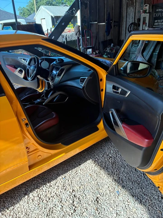 2012 Hyundai Veloster - Image 2 of 6