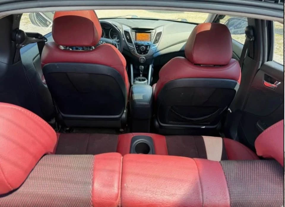 2012 Hyundai Veloster - Image 7 of 8