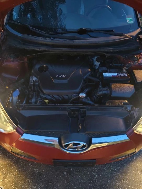 2012 Hyundai Veloster - Image 5 of 7