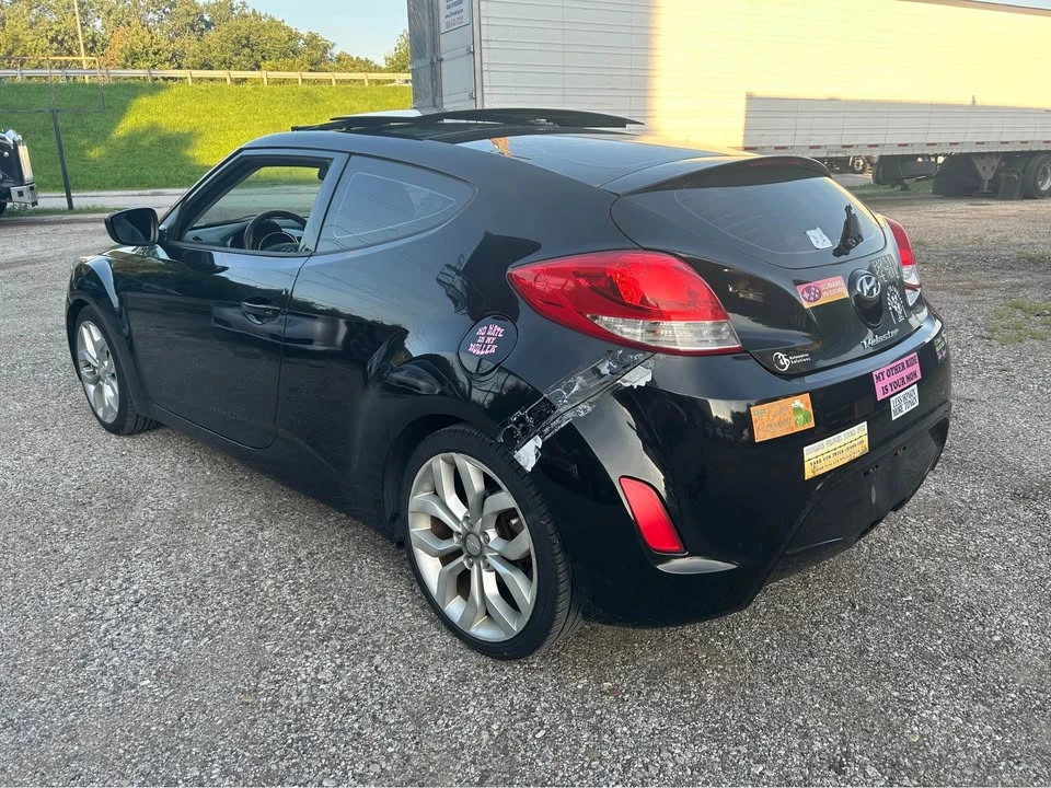 2012 Hyundai Veloster - Image 10 of 16