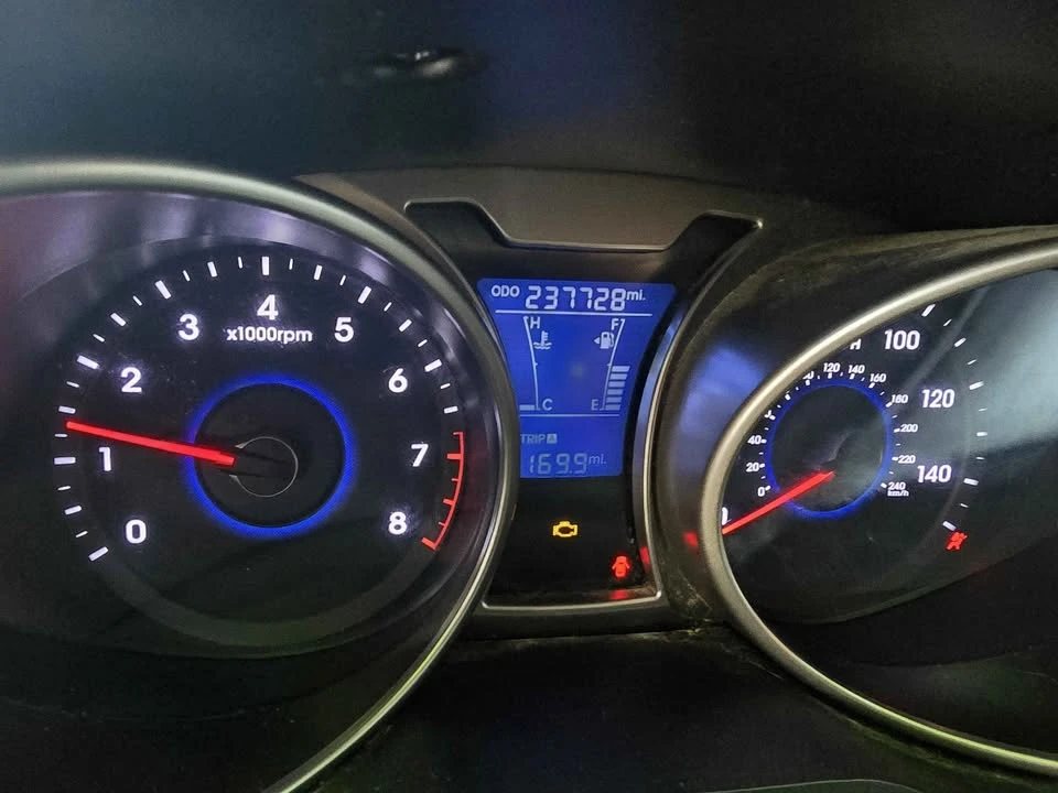 2012 Hyundai Veloster - Image 6 of 7