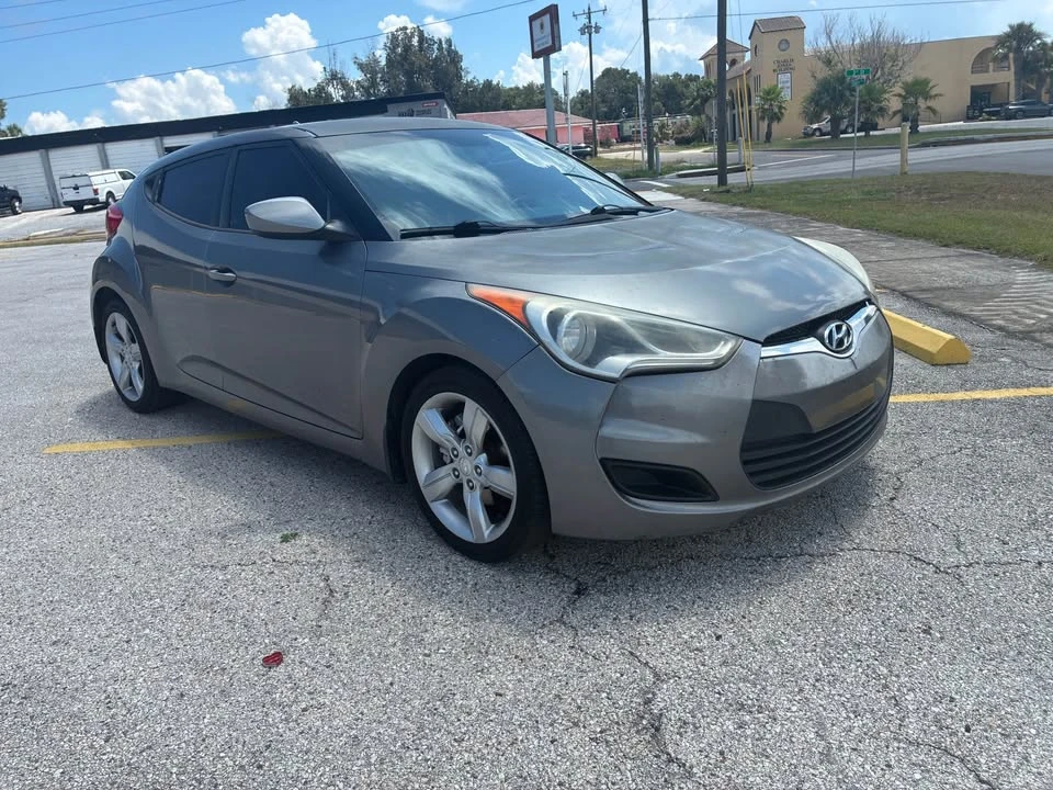 2012 Hyundai Veloster - Image 5 of 12