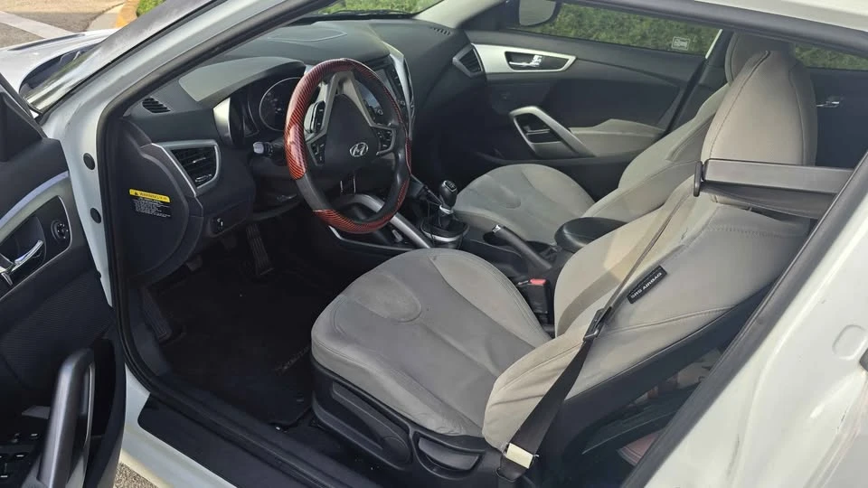2012 Hyundai Veloster - Image 5 of 7