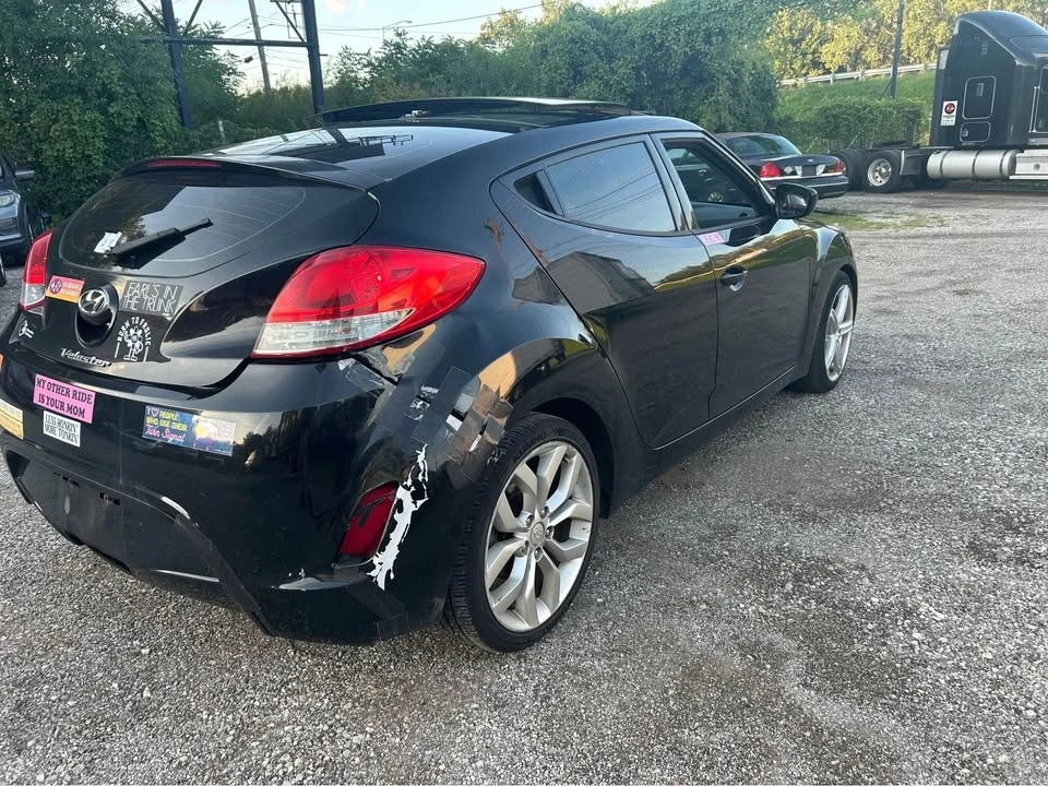 2012 Hyundai Veloster - Image 8 of 16