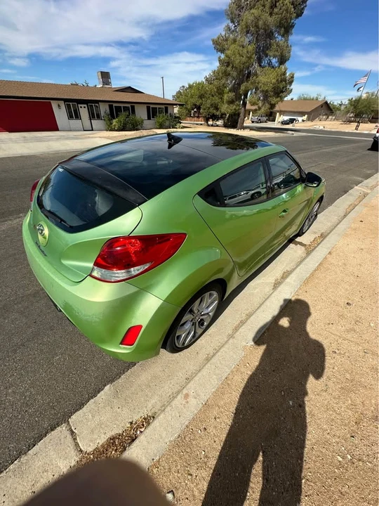 2012 Hyundai Veloster - Image 2 of 7