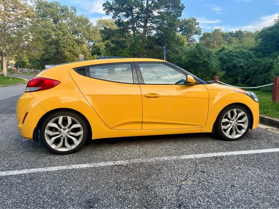 2012 Hyundai Veloster - Image 5 of 8