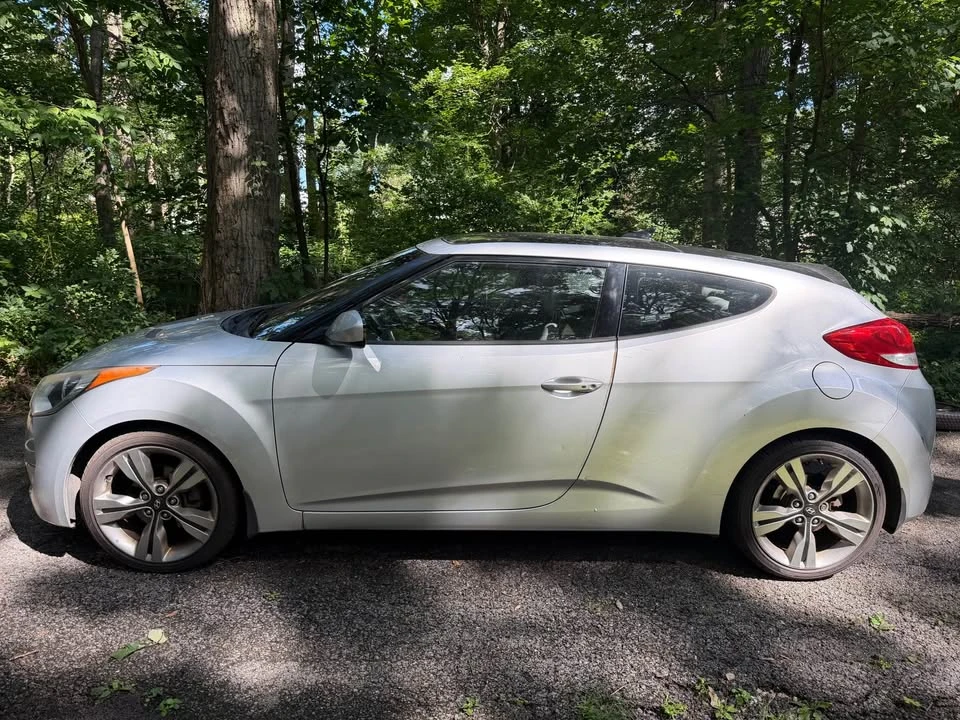 2012 Hyundai Veloster - Image 3 of 10